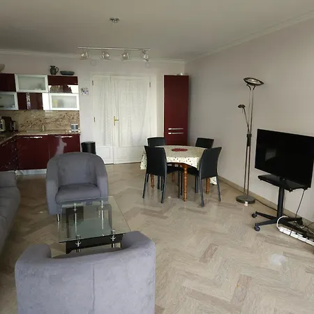 Juan Les Pins Centre Le France Grand 3p Vue Daire Antibes