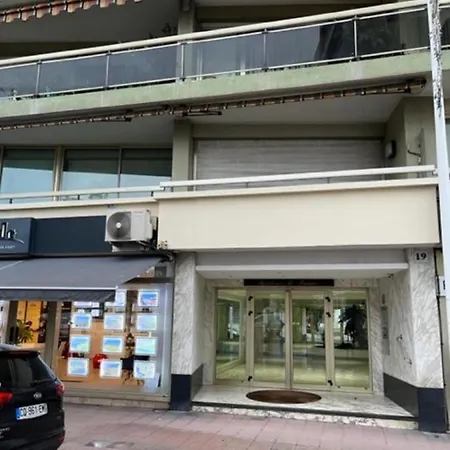 Daire Juan Les Pins Centre Le France Grand 3p Vue *