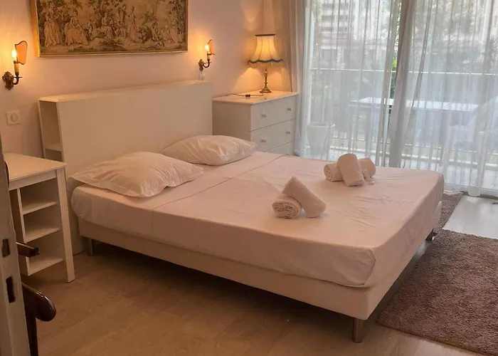 Lägenhet Juan Les Pins Centre Le France Grand 3p Vue *