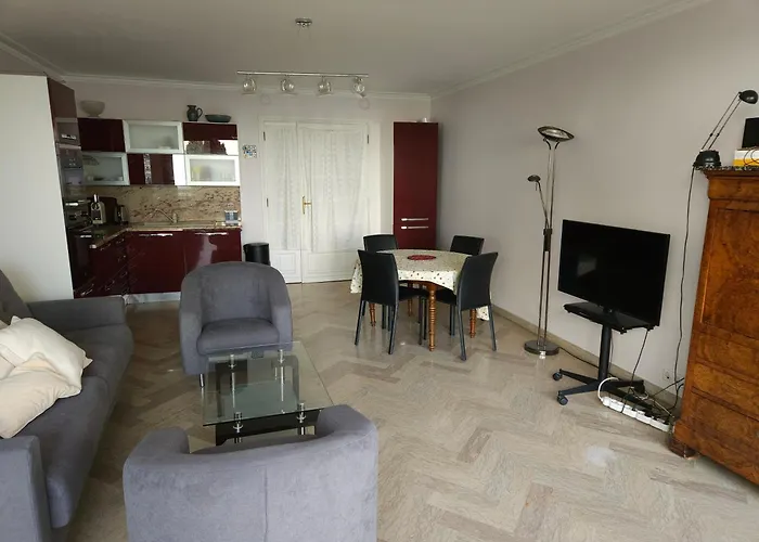 Juan Les Pins Centre Le France Grand 3p Vue Apartment Antibes